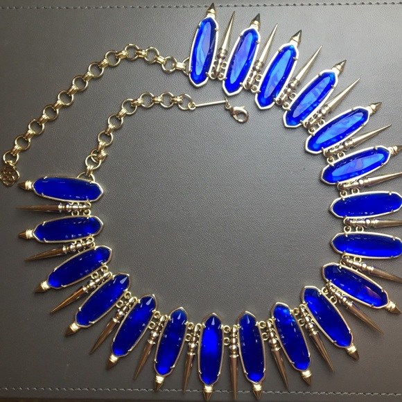 Kendra Scott Prototype Gwendolyn - Picture 2 of 3
